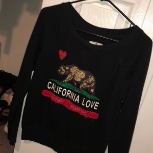 Black long sleeve crew neck